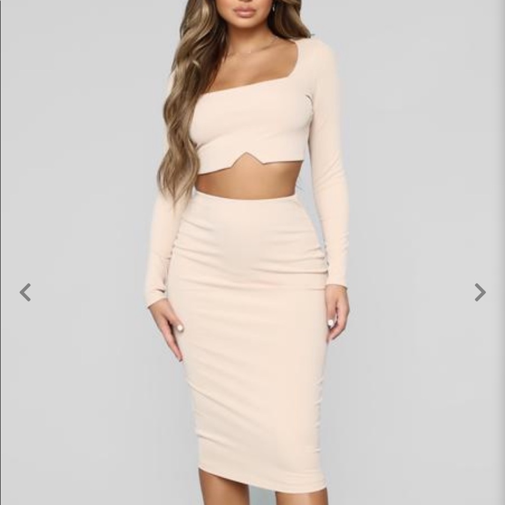 2 piece nude set